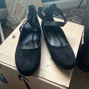 Black Ballet Flats  (10.5)